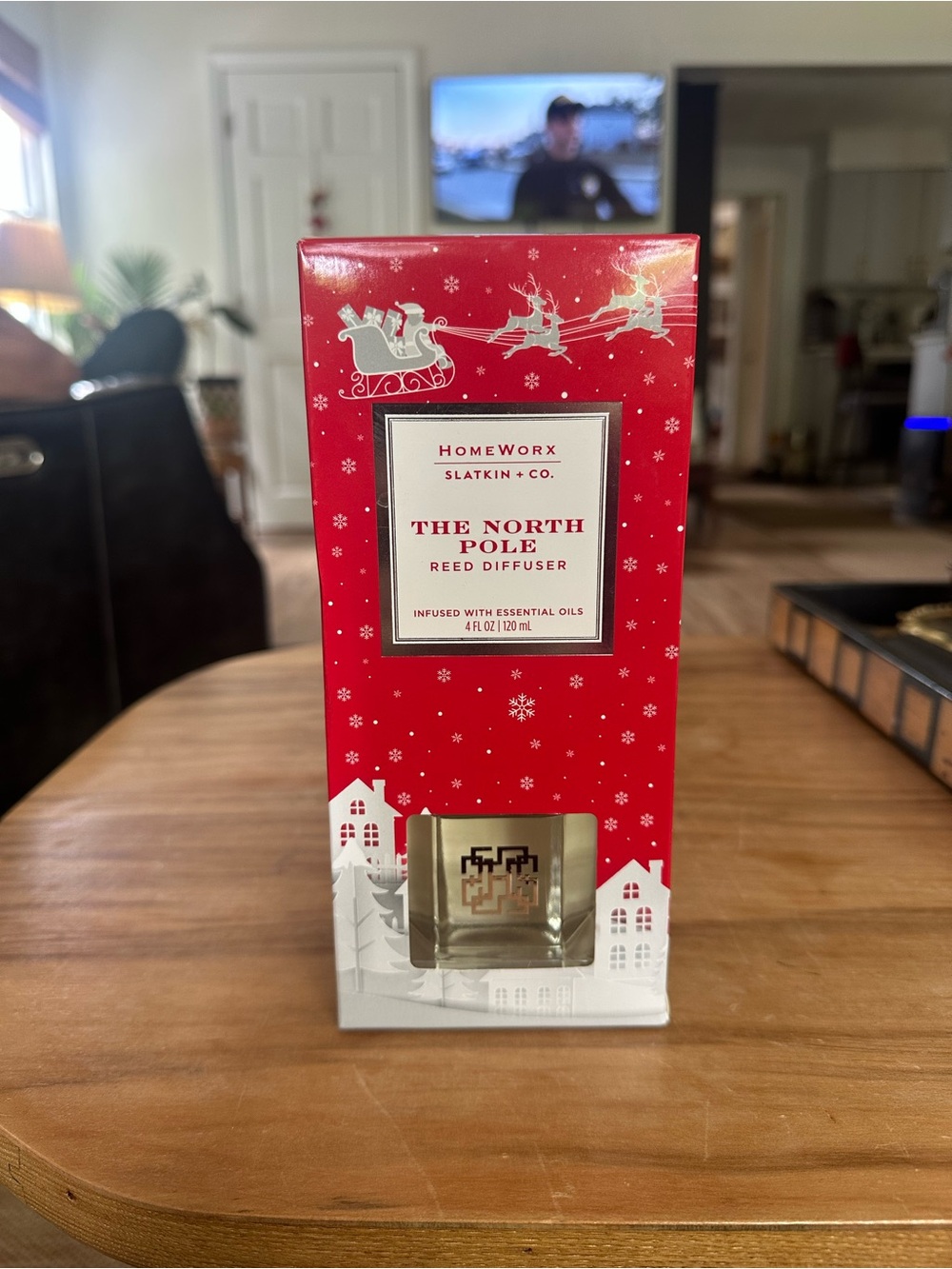 HomeWorx Slatkin & Co. The North Pole Reed Diffuser - Red Holiday Christmas New